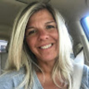 Meet your Posher, Julee